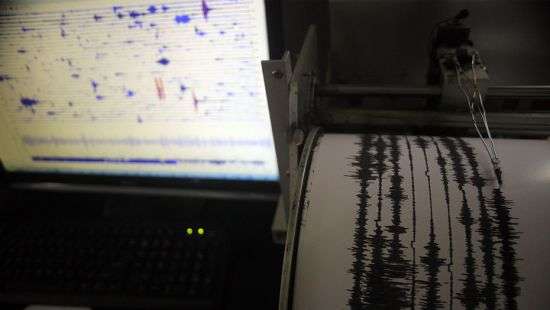 В Папуа-Новой Гвинее подсчитывают число жертв после землетрясения в 7,5 баллов