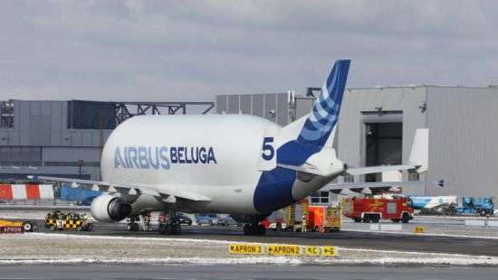 В небе над Германией загорелся один из крупнейших в мире транспортных самолетов