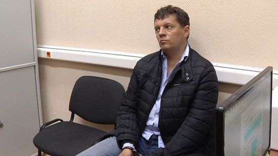 Арестованному в РФ журналисту Сущенко позволили увидеться с женой и дочерью