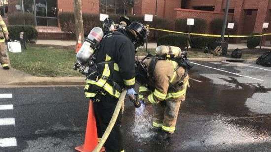 В США военные получили ожоги после вскрытия письма