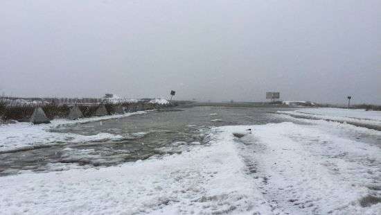 Непогода отрезала Арабатскую стрелку от материка