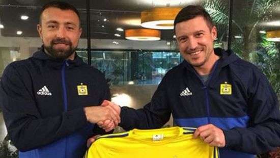 Украинский форвард подписал контракт с латвийским клубом