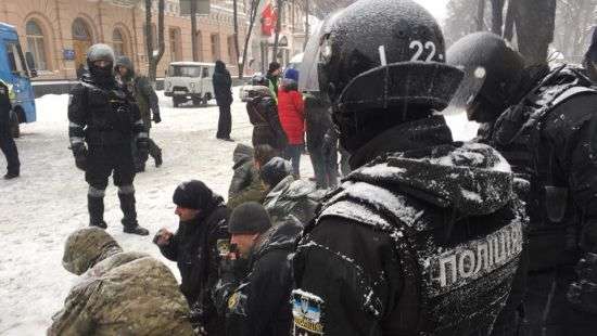 Силовики зачистили палаточный городок под Радой: есть пострадавшие (ФОТО/ВИДЕО)