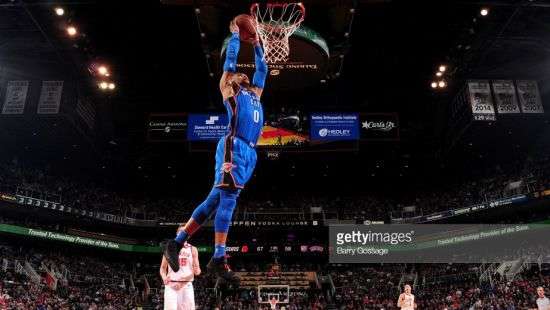 НБА. Уэстбрук помог «Оклахоме» победить «Финикс», «Голден Стэйт» обыграл «Атланту», «Кливленд» проиграл «Филадельфии»