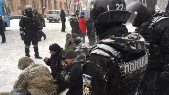 В столкновениях под Радой задержали 15 человек с удостоверениями УБД