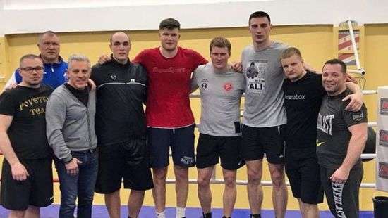 Украинские боксеры стали спарринг-партнерами россиянина