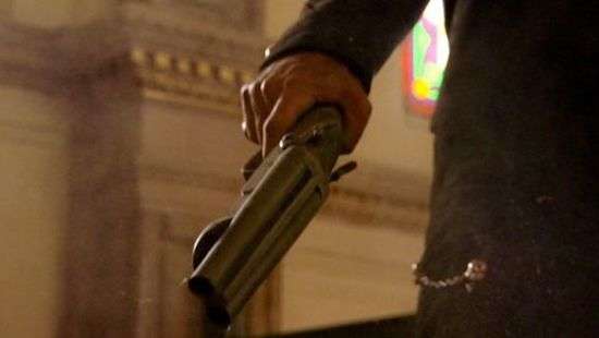 В центре Киева водителю, не уступившему дорогу «мерседесу», угрожали обрезом