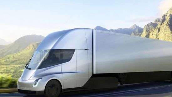Грузовики Tesla выполнили первый рейс