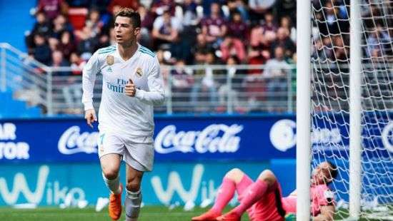 Роналду отличается в седьмом матче подряд и возвращается в гонку лучших снайперов лиги