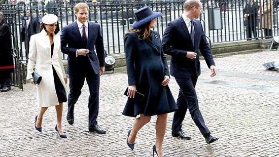 Меган Маркл и Елизавета II впервые вместе появились на публике (ФОТО,ВИДЕО)