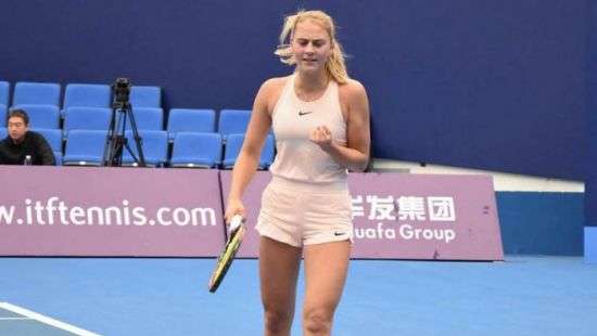 Костюк пробилась в четвертьфинал китайского турнира