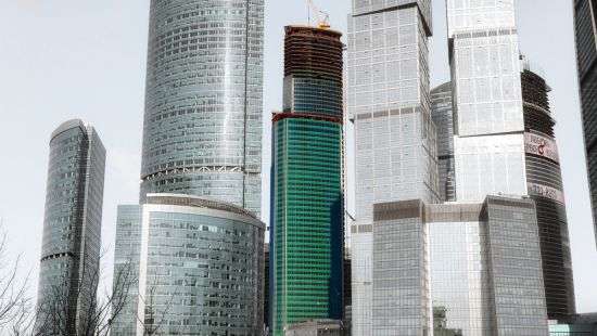 Ракишев отсудил в Лондоне долг Фукса за башню «Евразия» в «Москва-Сити»