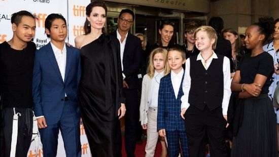 Известная актриса шокировала общественность методами воспитания детей