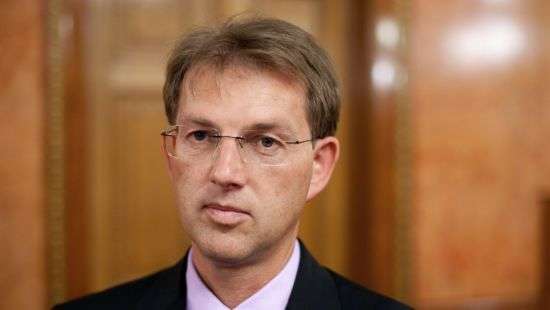 Премьер-министр Словении подал в отставку