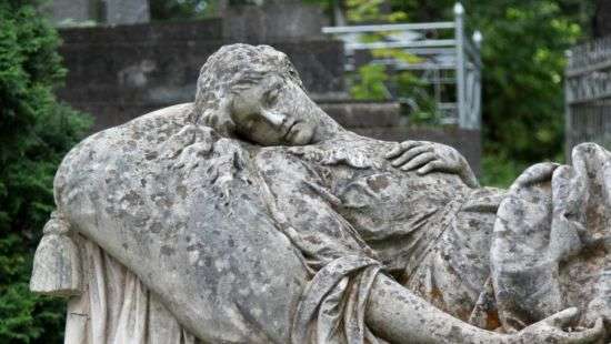 В Украине вступили в силу новые правила захоронения