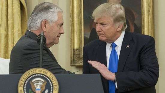 «Рекс, ешь салат»: Трамп заставлял Тиллерсона есть завядшую зелень