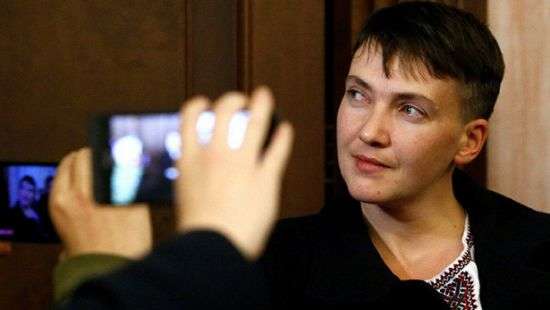 Надежду Савченко внесли в базу «Миротворца» за «измену родине»
