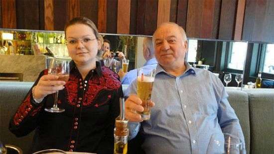 Отравляющие вещество для Скрипаля могли подбросить его дочери