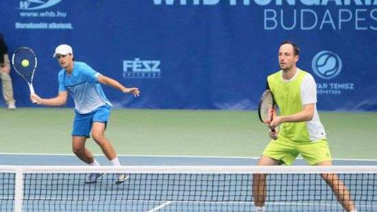 Украинец вышел в парный финал турнира в Шэньчжэне