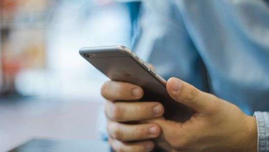 Франция подаст в суд на Apple и Google