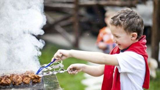 Стало известно, сколько украинцы будут отдыхать на майские праздники