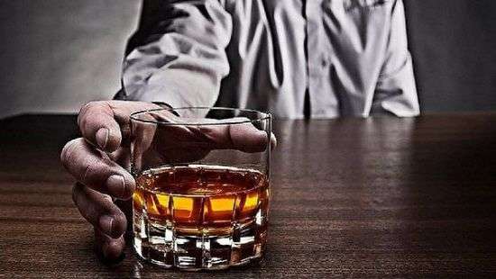 Врачи назвали новую неизвестную опасность алкоголя