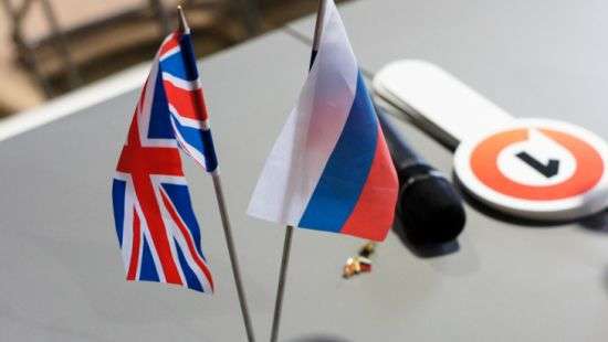 Российских дипломатов могут выслать отовсюду