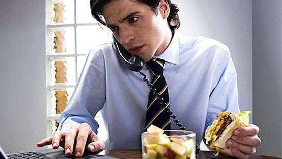 Топ - 5 опасных пищевых привычек
