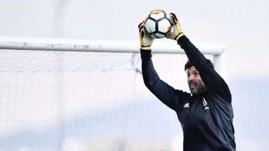 Буффон будет работать в сборной Италии