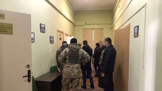 В Харьковском горсовете проводят обыски