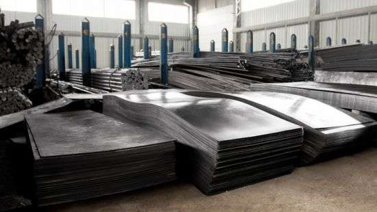 Трамп не стал откладывать введение пошлин на украинскую сталь