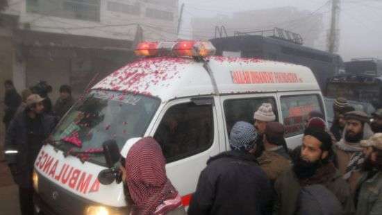 В Пакистане во время фестиваля в толпу бросили гранату: пострадали десятки людей