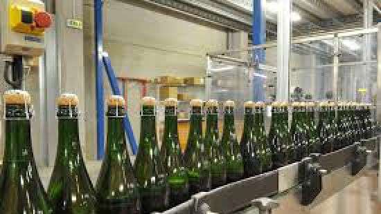 В Украине запретили использовать спирт при изготовлении вина