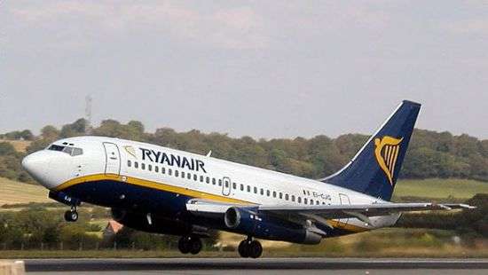 «Красивые женщины здесь в избытке»: в Британии здорово прорекламировали Украину в честь захода Ryanair