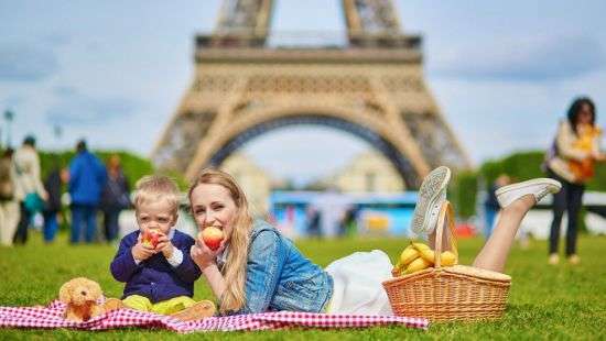 Во Франции введено обязательное образование для детей с трех лет