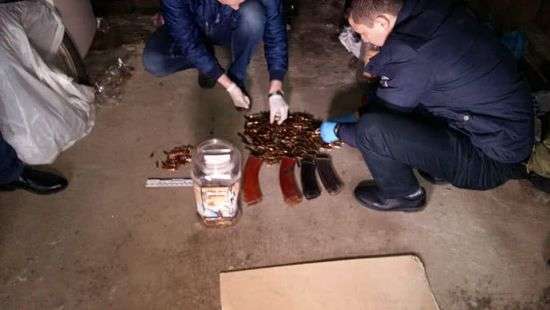 У жителя Черноморска изъяли большой арсенал оружия