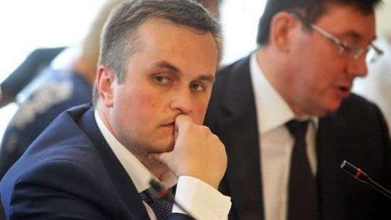 Луценко требует уволить главу САП Холодницкого