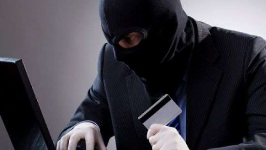 Кража денег с кредиток: черкасские мошенники изобрели новую схему