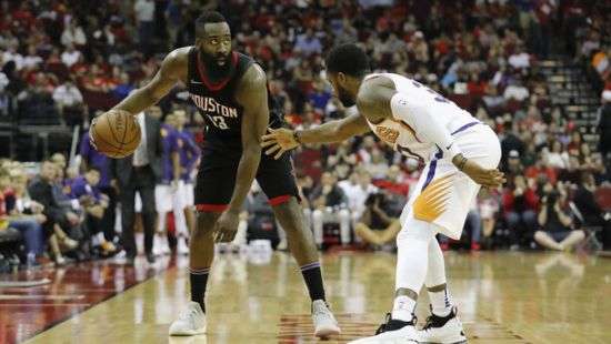 «Хьюстон» впервые выиграл чемпионат НБА