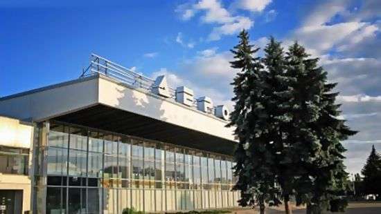 Реконструкция аэропорта в Днепре требует объединения усилий местных и центральных властей
