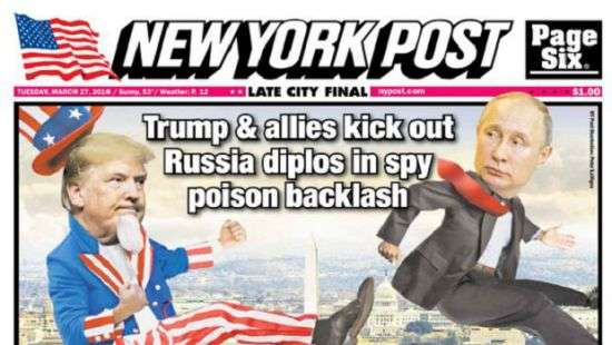 На обложке New York Post появился Трамп, который пинает Путина (ФОТО)