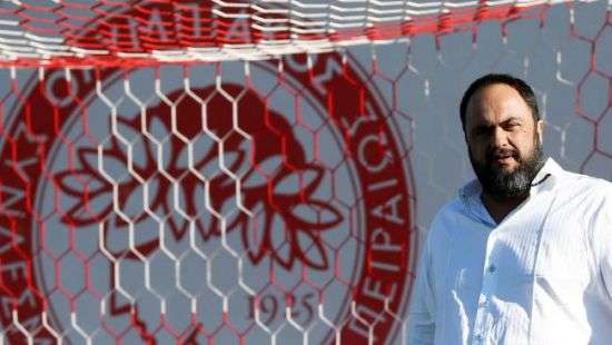 Владелец «Олимпиакоса» отправил в отпуск игроков