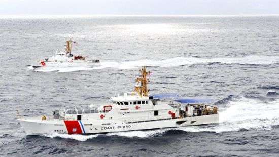 Контракт с США на поставку скандальных катеров Island может быть подписан в мае - президент