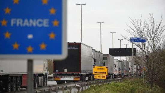 Франция продолжит пограничные проверки из-за угрозы терроризма