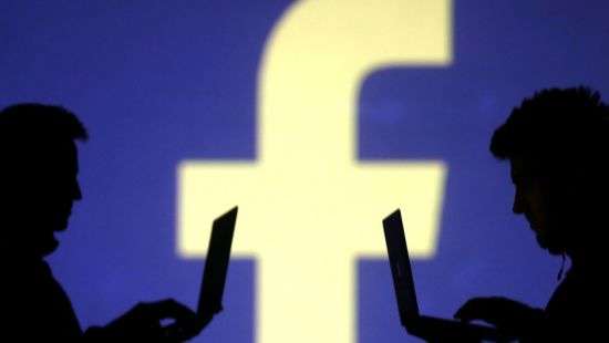 Цукерберг взял на себя вину за утечку данных пользователей сети