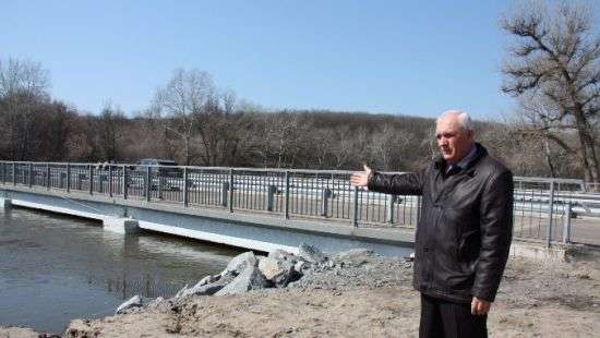 В Луганской области вода затопила мосты