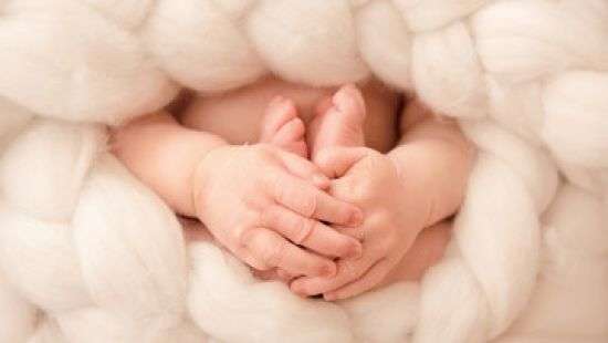 Врачи спасли ребенка, мать которого была доставлена с пулевым ранением в голову