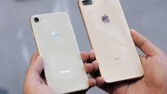 Пользователи снова жалуются на iPhone