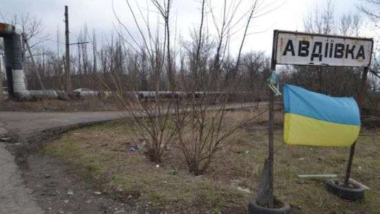 Из-за обстрела Авдеевки боевиками жители всю ночь сидели в укрытии