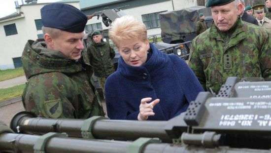 Литва продолжит снабжать Украину летальным оружием